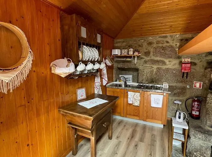 Casa Da Quelha Dom wakacyjny *